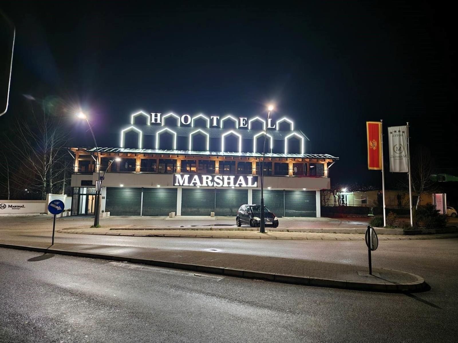 Hotel Marshal Nikšić Dış mekan fotoğraf