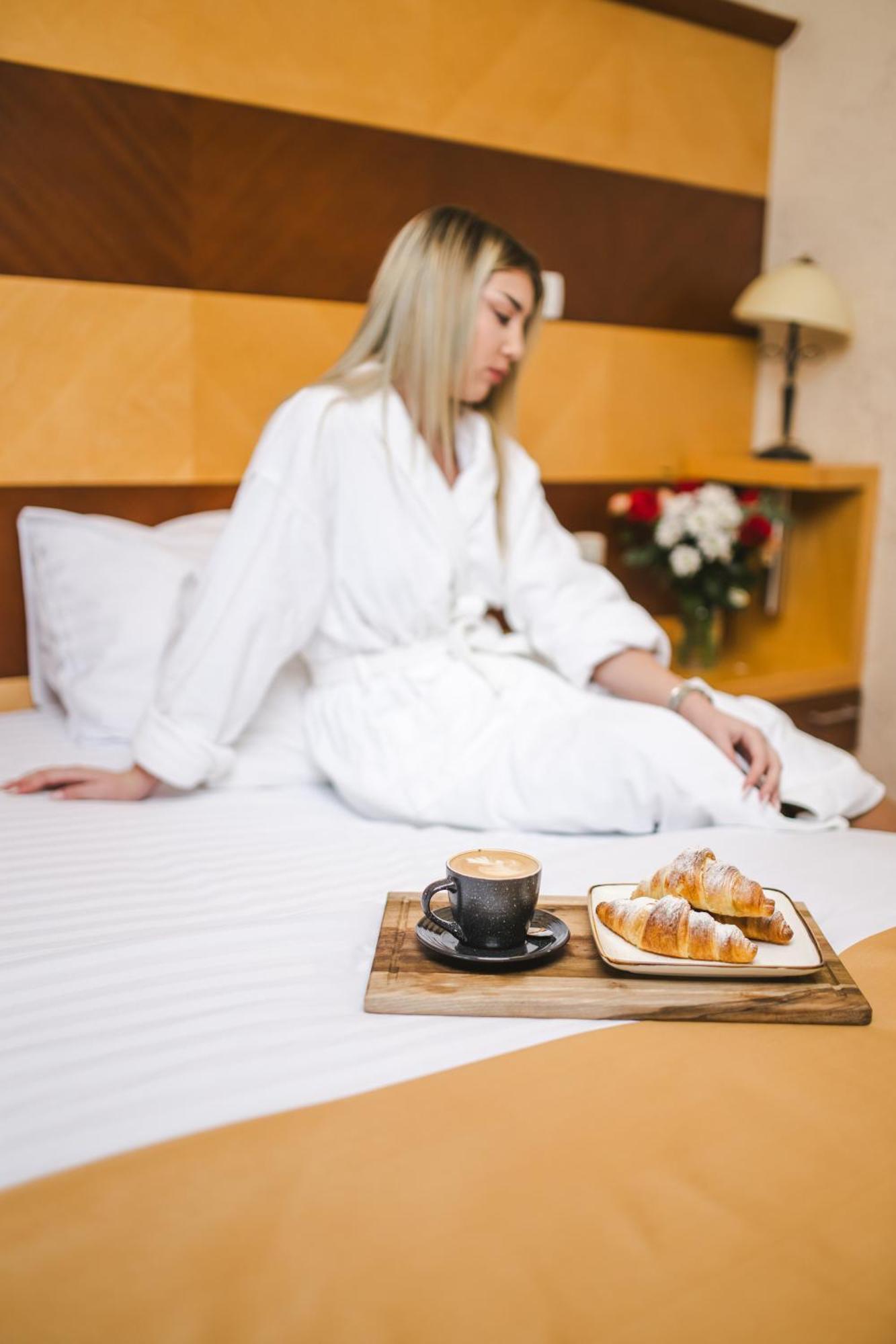 Hotel Marshal Nikšić Dış mekan fotoğraf