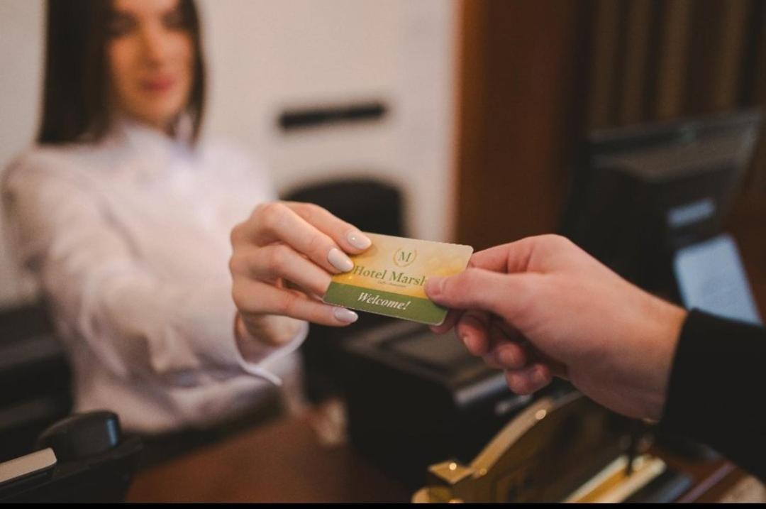 Hotel Marshal Nikšić Dış mekan fotoğraf